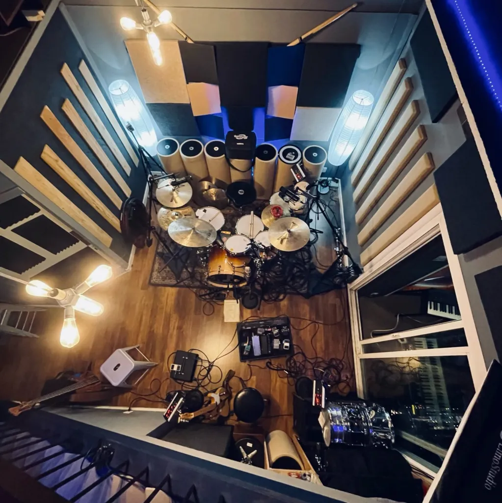 Overhead view of drum recording setup in Somni Studios’ acoustically treated drum room.
