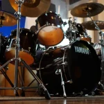 Yamaha drum kit with cymbals set up in Somni Studios live recording room.